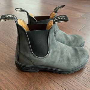 Blundstone 587 - Classic - Rustic Black - Size 6 UK (women's 9)
